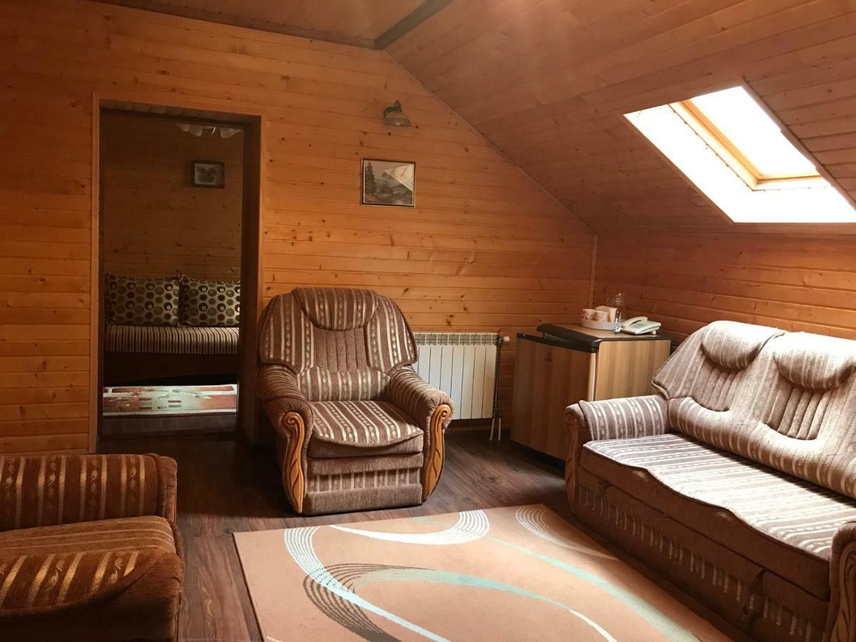 Elf-Cottage Tur'ya Paseka Eksteriør bilde