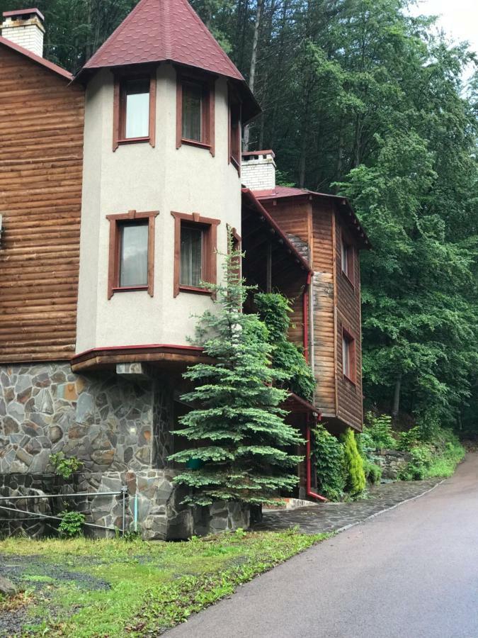 Elf-Cottage Tur'ya Paseka Eksteriør bilde